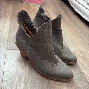 Poppy Barley Ankle Boots